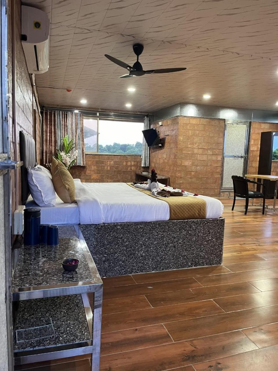 Shri Shiv Villa Resort By Bd Hospitality غابة غير المظهر الخارجي الصورة