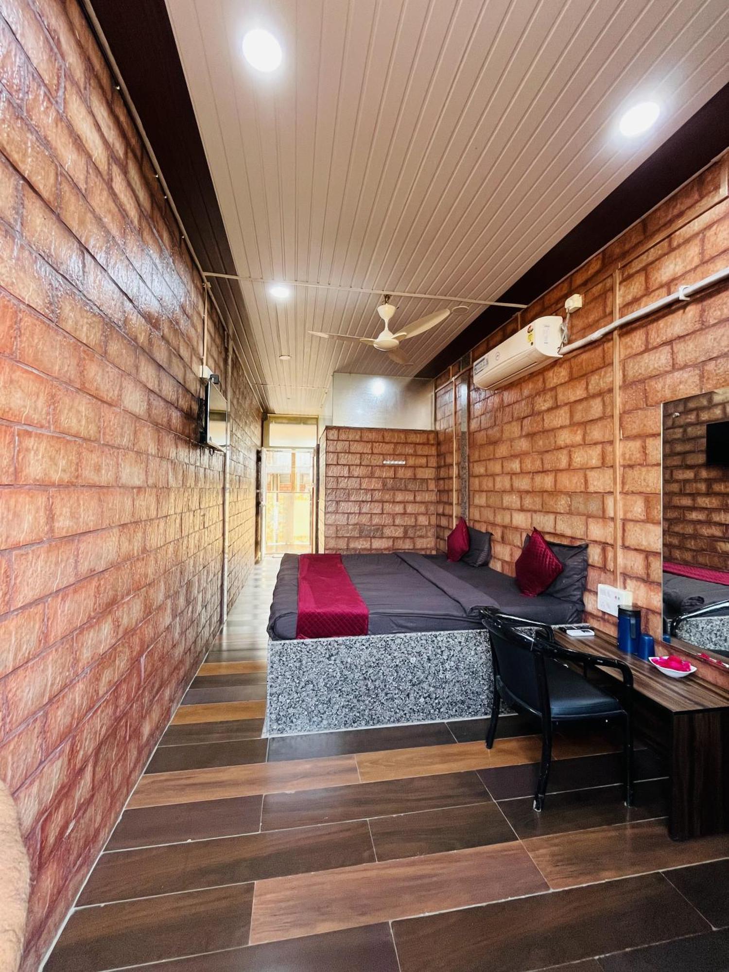 Shri Shiv Villa Resort By Bd Hospitality غابة غير المظهر الخارجي الصورة
